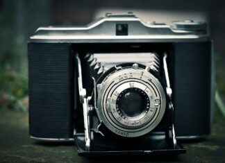 GoPro Hero 12 vs. Insta360 X3: Which One Captures the Best 360° Video? GoPro Hero 12 vs. Insta360 X3: Which One Captures the Best 360° Video?