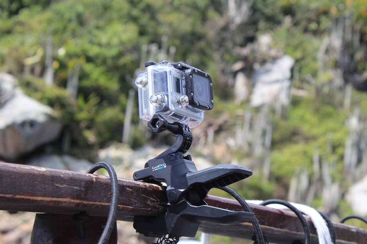 Can GoPro Compete with Smartphone Technology?