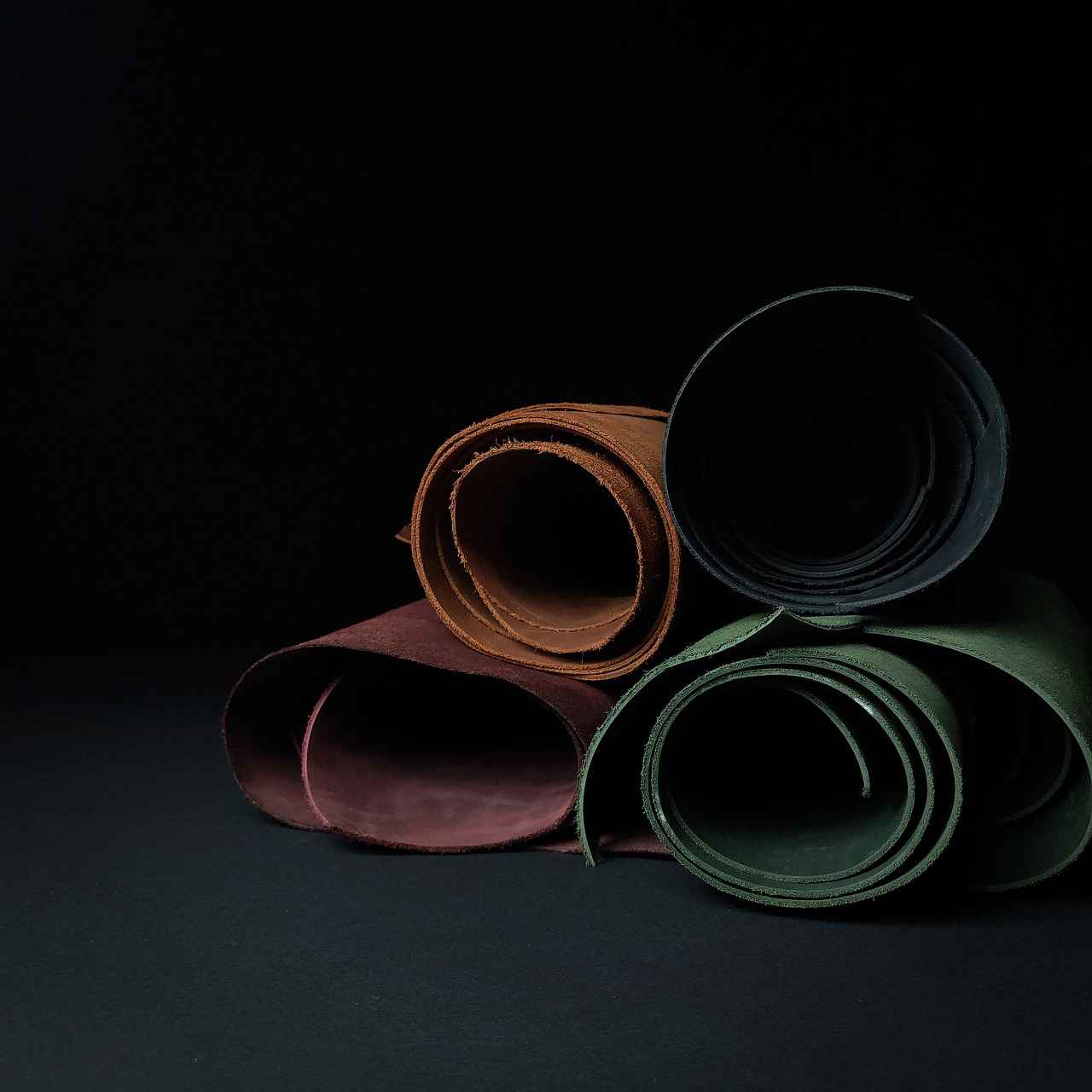 What Are the Challenges of Using Recycled Materials in Production?