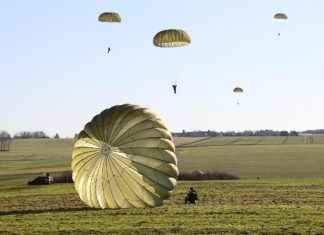 How to Record Epic Skydiving & Paragliding Videos with an Action Camera How to Record Epic Skydiving & Paragliding Videos with an Action Camera