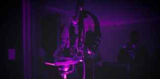 How to Set Up a Wireless Microphone for Live Streaming on an Action Camera How to Set Up a Wireless Microphone for Live Streaming on an Action Camera