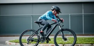 The Intersection of Technology and Sports: How Electric Bikes Are Changing the Game The Intersection of Technology and Sports: How Electric Bikes Are Transforming the Game